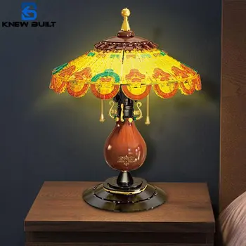 VEDEL POSTAVENÝ stolná Lampa Model Mini Stavebné Bloky Vintage Klasické Svetelné Dekorácie Deti Zostaviť Darček Hračky Constructor Tehly